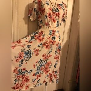 Beautiful floral dress, Size: M